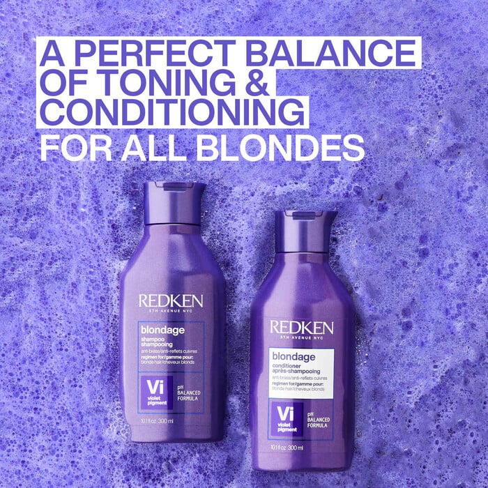 Acondicionador morado mini Redken Color Extend Blondage para matizar y acondicionar el cabello rubio