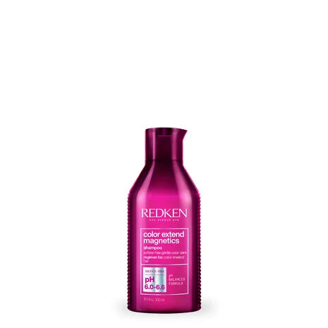 shampoo Redken Color Extend Magnetics con fórmula de pH balanceado para proteger y prolongar el color del cabello teñido
