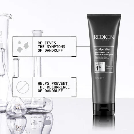 Shampoo Redken Scalp Relief Dandruff Control con piritiona de zinc para combatir los síntomas de la caspa, respaldo científico